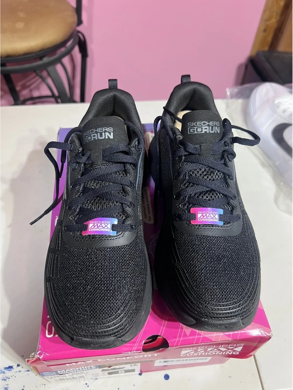 Skechers Max Cushioning Elite 2 Black Athletic Shoes Size 8